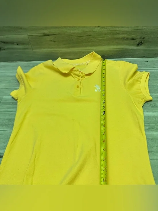 Disney Yellow Polo Women's Short Sleeve Top - Classic Collared Tee L - Picture 6 of 7